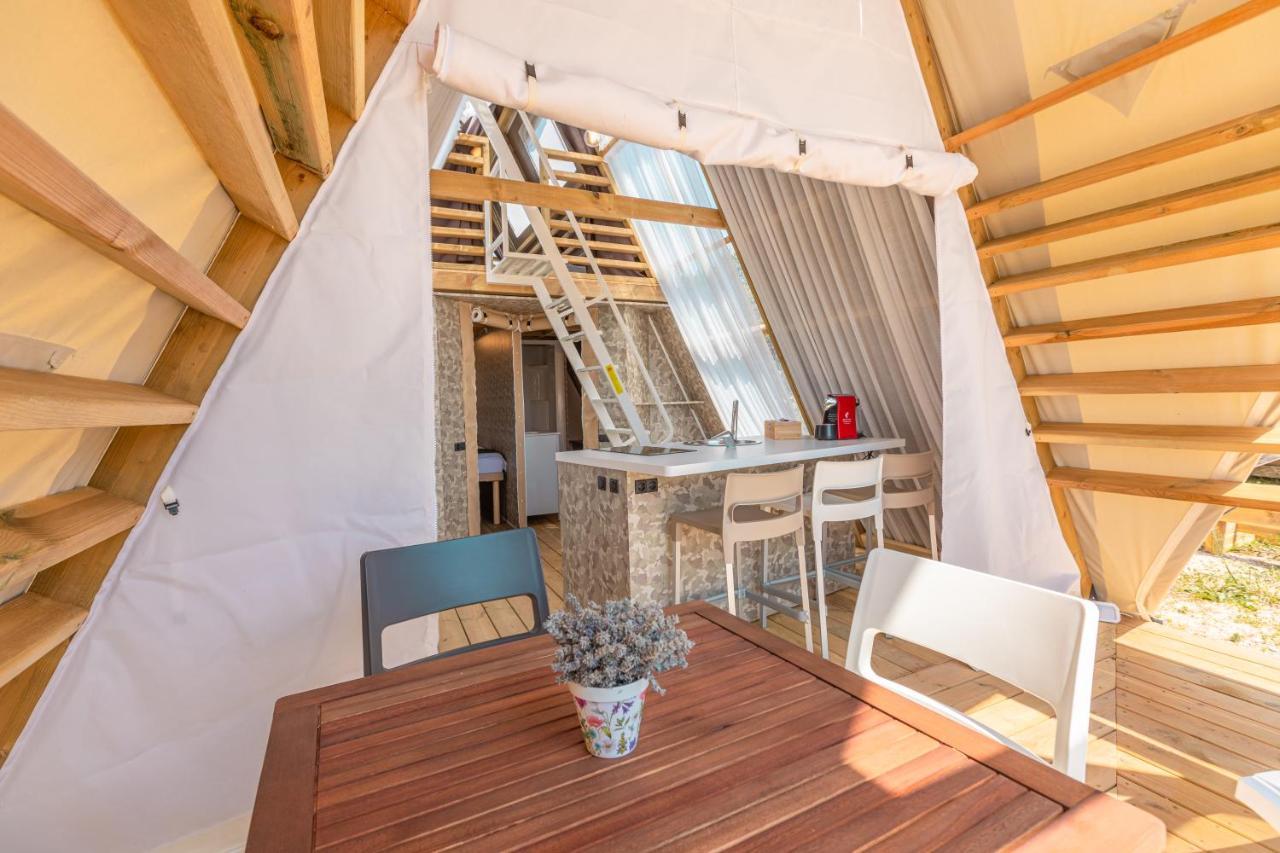 Olivia Green Camping Hotel Tisno Bagian luar foto